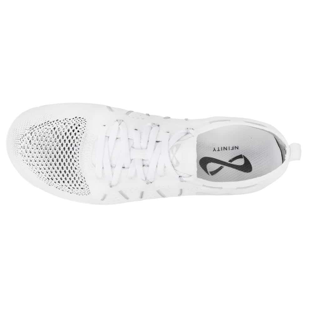 Nfinity Flyte shoes in white - top